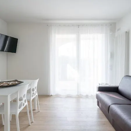 Apartment Immobiliare Jvl - Cascina Del Mar *